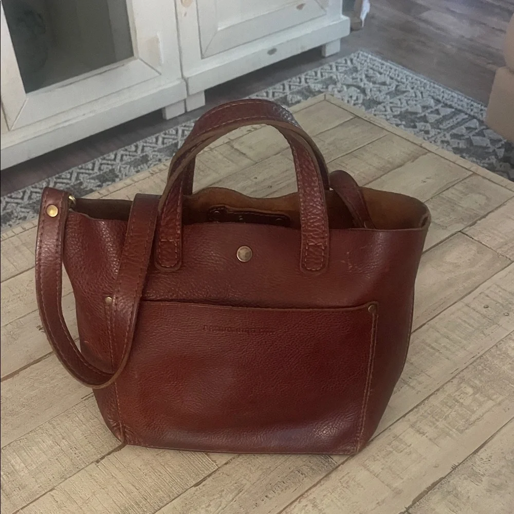 Portland Leather Rich Brown Tote - Picture 2 of 10